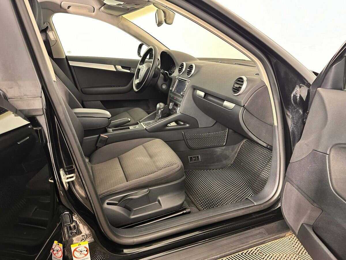 Audi A3 Sportback, 2010 Фото №13