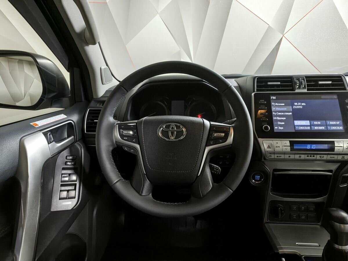 Toyota Land Cruiser Prado, 2020 Фото №15
