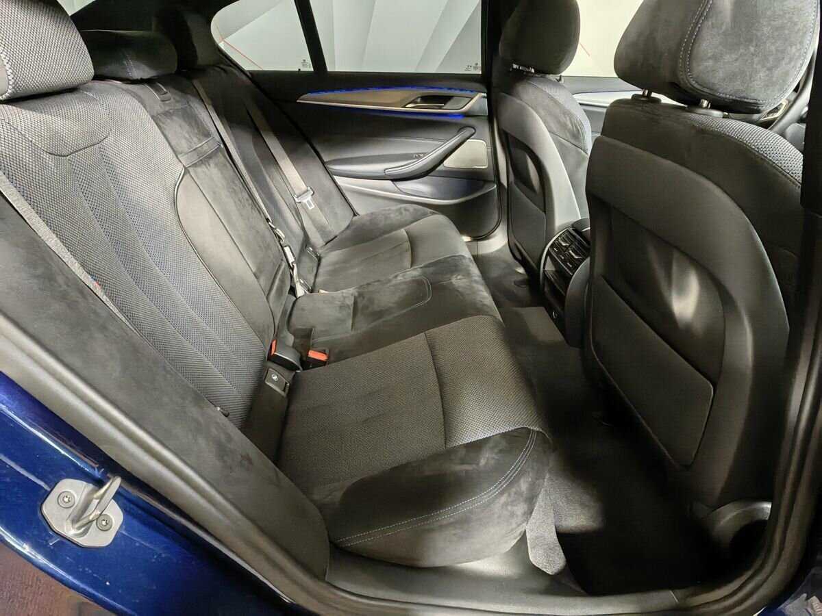 BMW 5 серии 530i xDrive, 2018 Фото №12