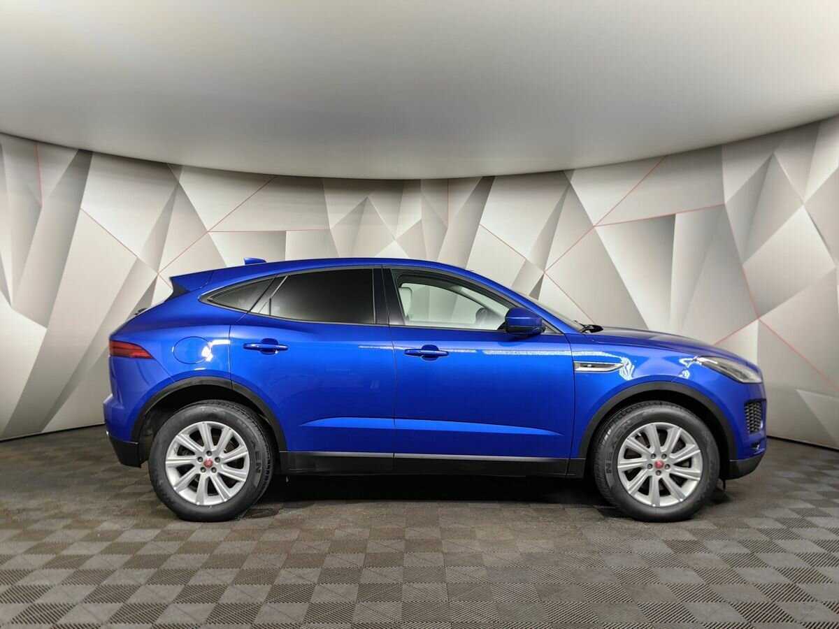 Jaguar E-Pace, 2019 Фото №6