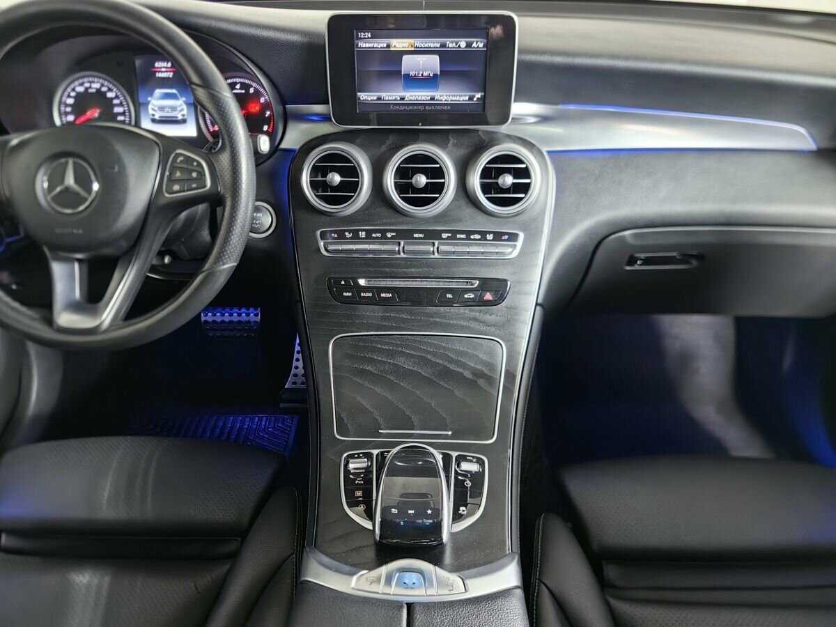 Mercedes-Benz GLC 300, 2017 Фото №11