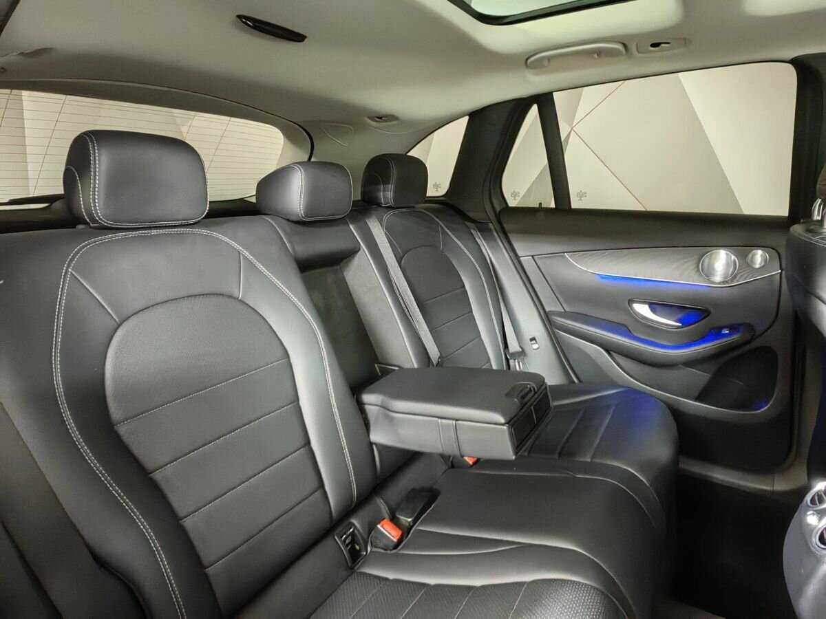 Mercedes-Benz GLC 300, 2017 Фото №13