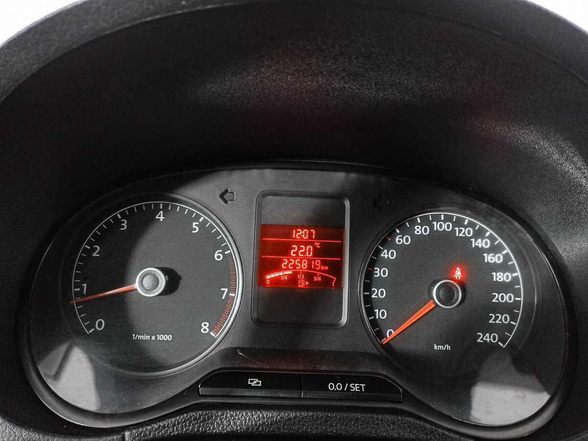 Volkswagen Polo, 2011 Фото №11