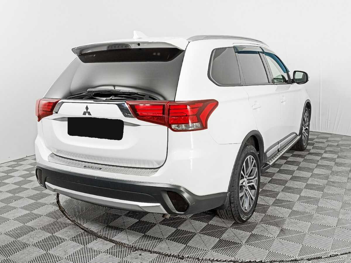 Mitsubishi Outlander, 2018 - 167 301 км. | Фото №5