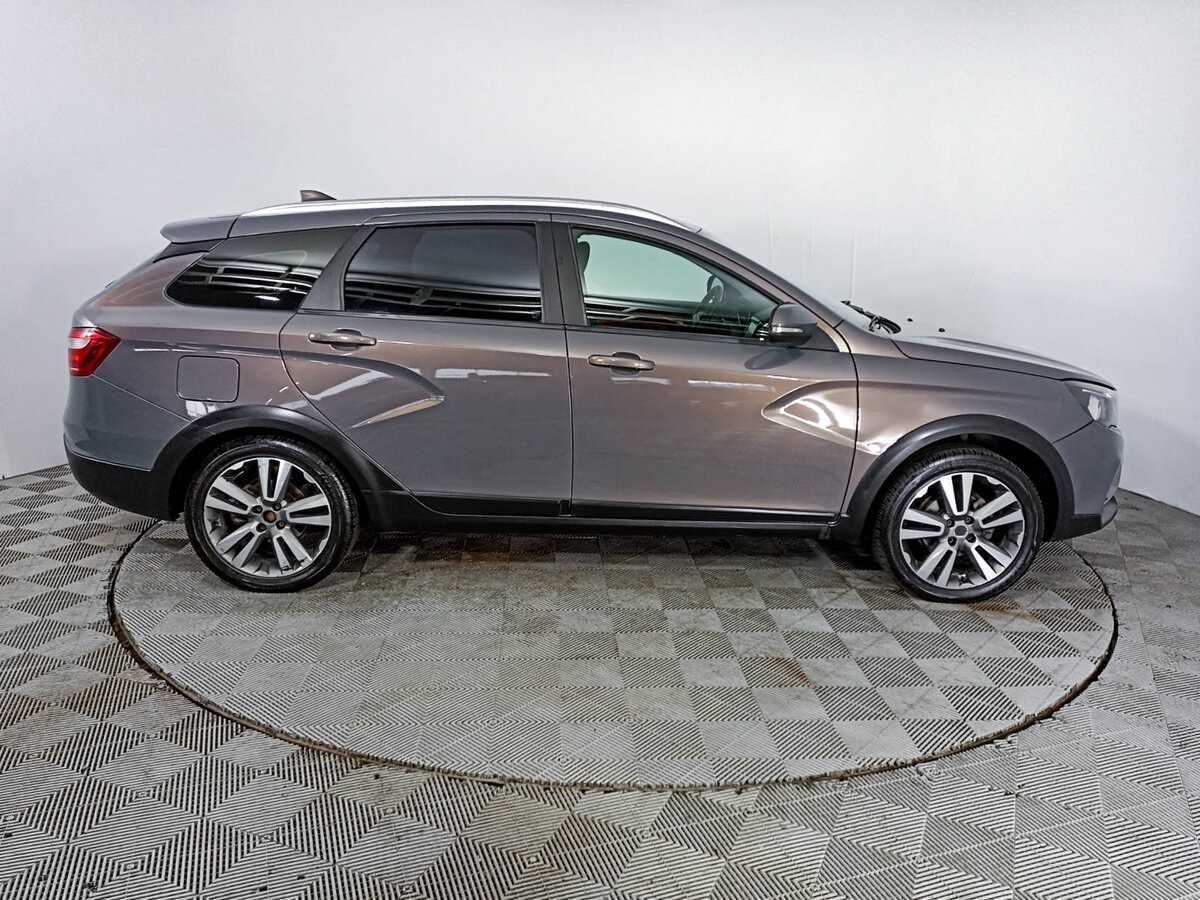 Lada (ВАЗ) Vesta SW Cross, 2017 - 320 079 км. | Фото №4