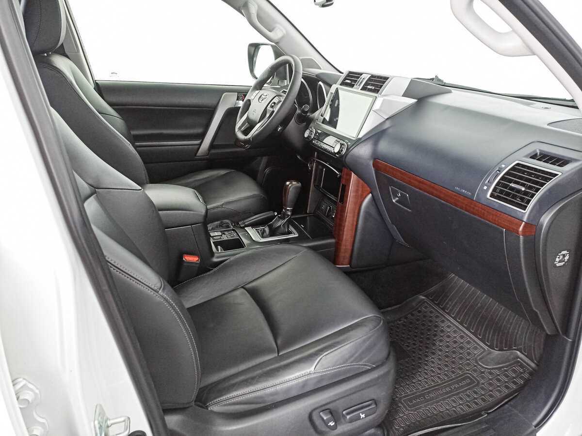 Toyota Land Cruiser Prado, 2017 Фото №11