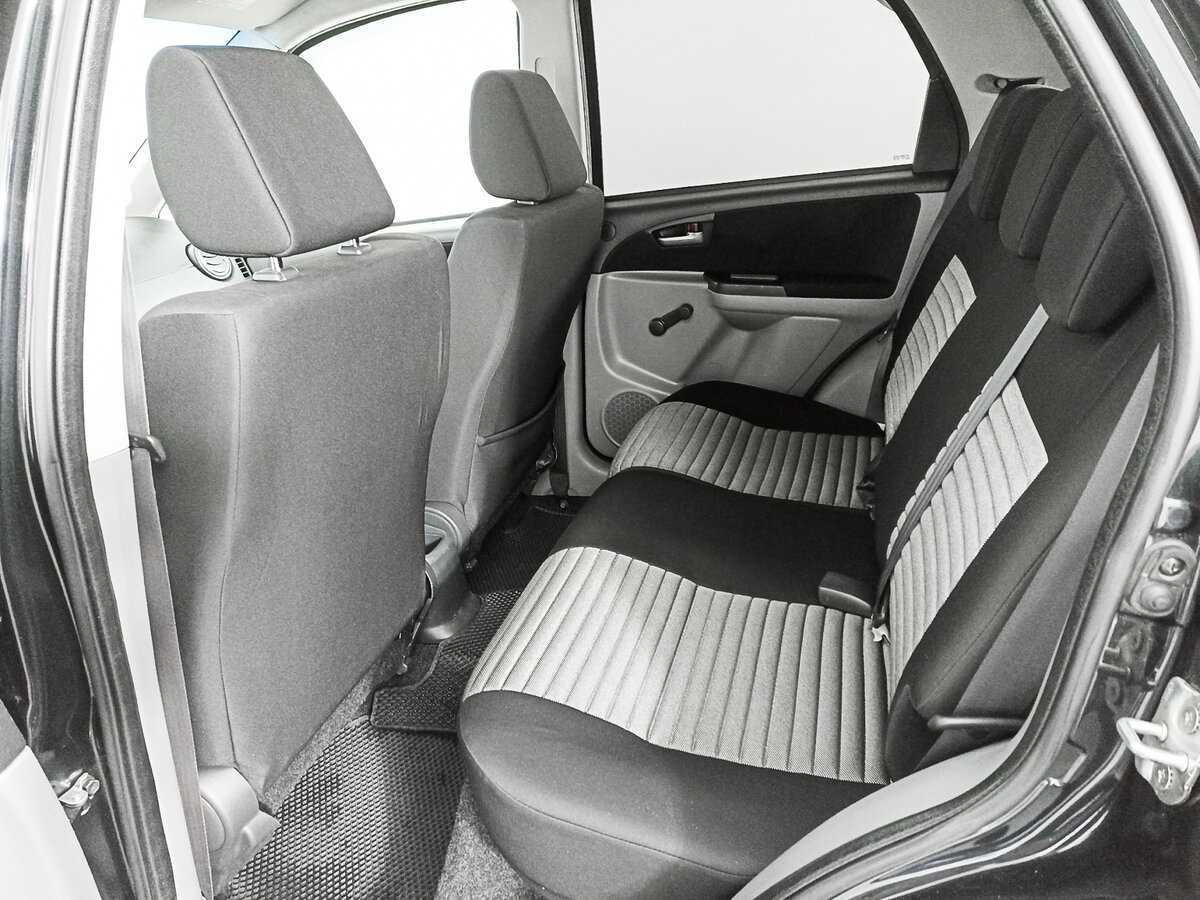 Suzuki SX4, 2011 Фото №10