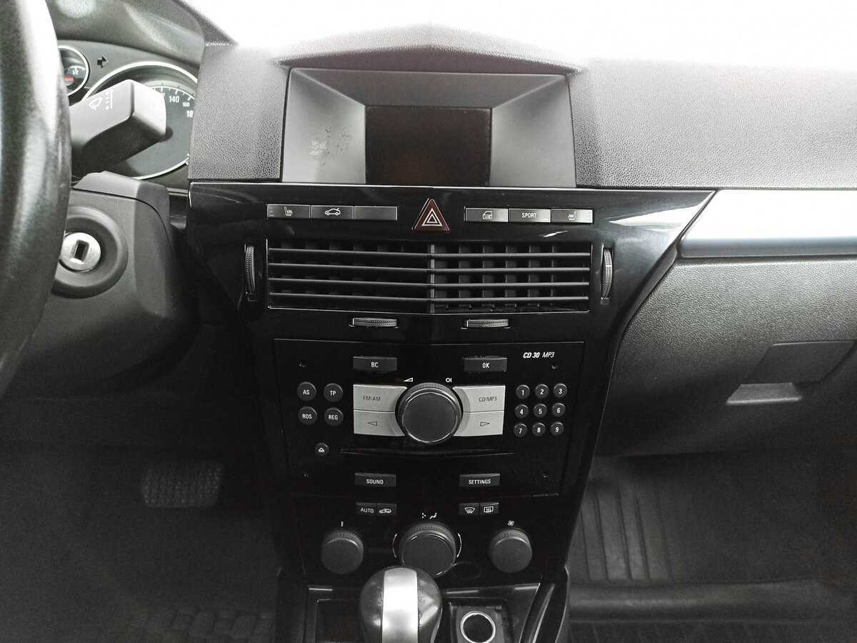 Opel Astra, 2010 Фото №13