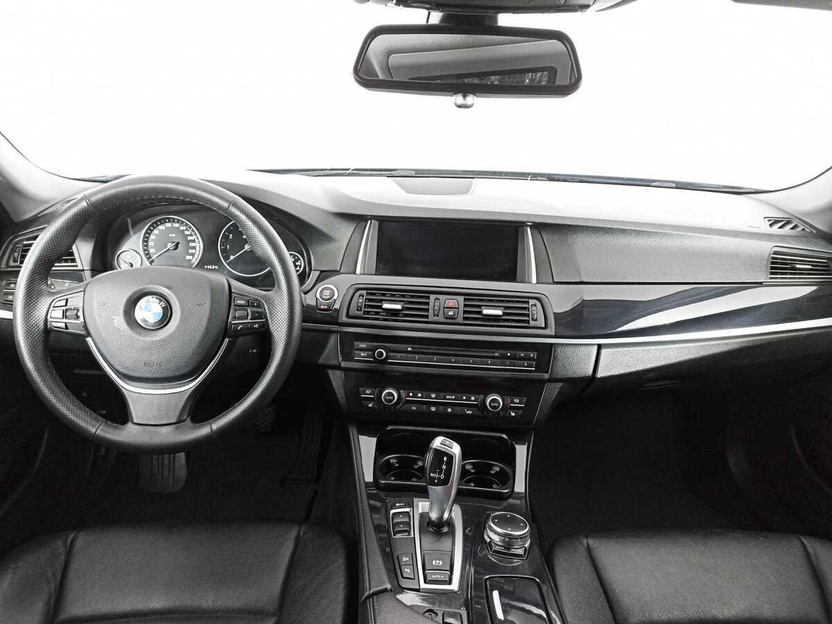 BMW 5 серии 528i xDrive, 2012 Фото №10