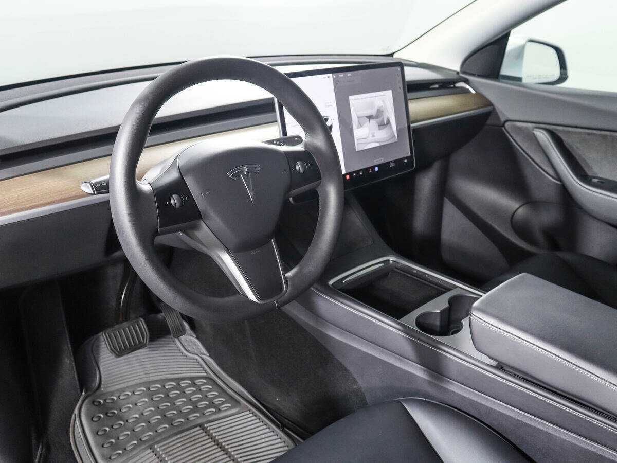 Tesla Model Y Long Range Dual Motor, 2021 Фото №13
