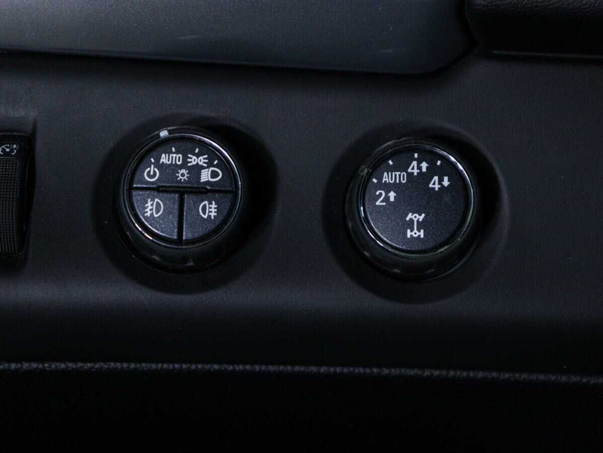 Chevrolet Tahoe, 2015 Фото №22