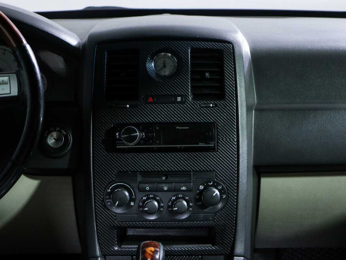 Chrysler 300C, 2006 Фото №11