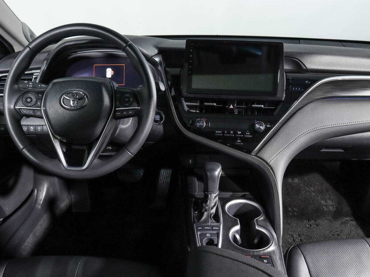 Toyota Camry, 2023 Фото №11