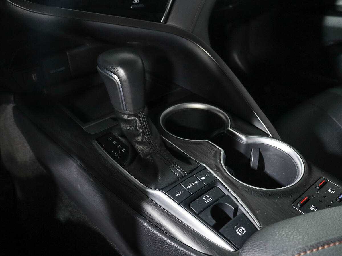Toyota Camry, 2023 Фото №18