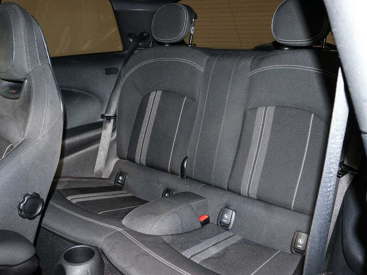 Mini Hatch JCW John Cooper Works, 2016 Фото №10