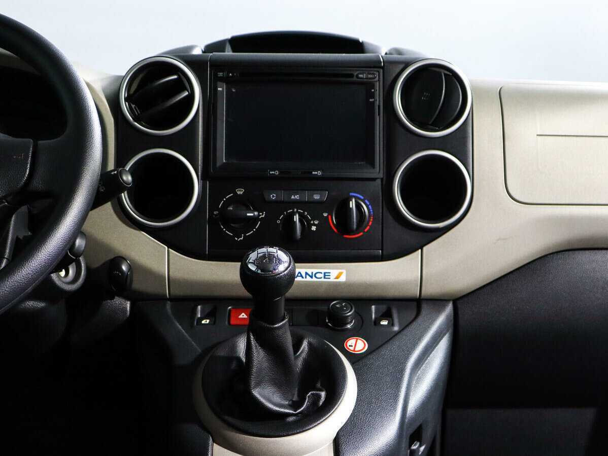 Peugeot Partner, 2016 Фото №13