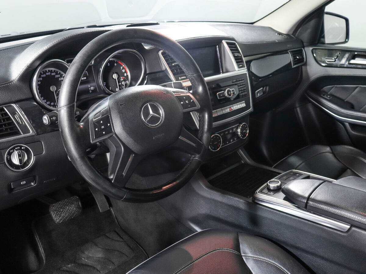 Mercedes-Benz GL-Класс 400, 2013 Фото №13