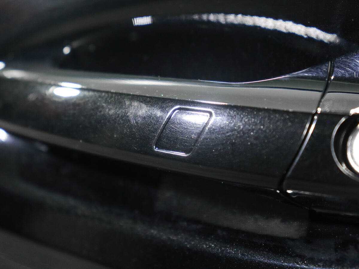 Mercedes-Benz CLS 350, 2012 Фото №14