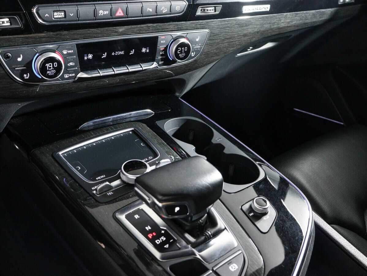 Audi Q7, 2018 Фото №20
