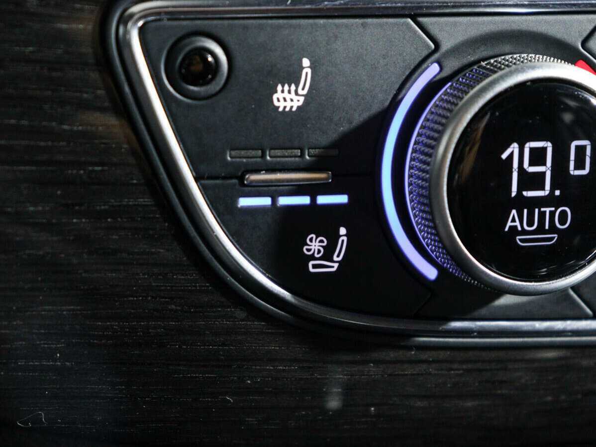 Audi Q7, 2018 Фото №25