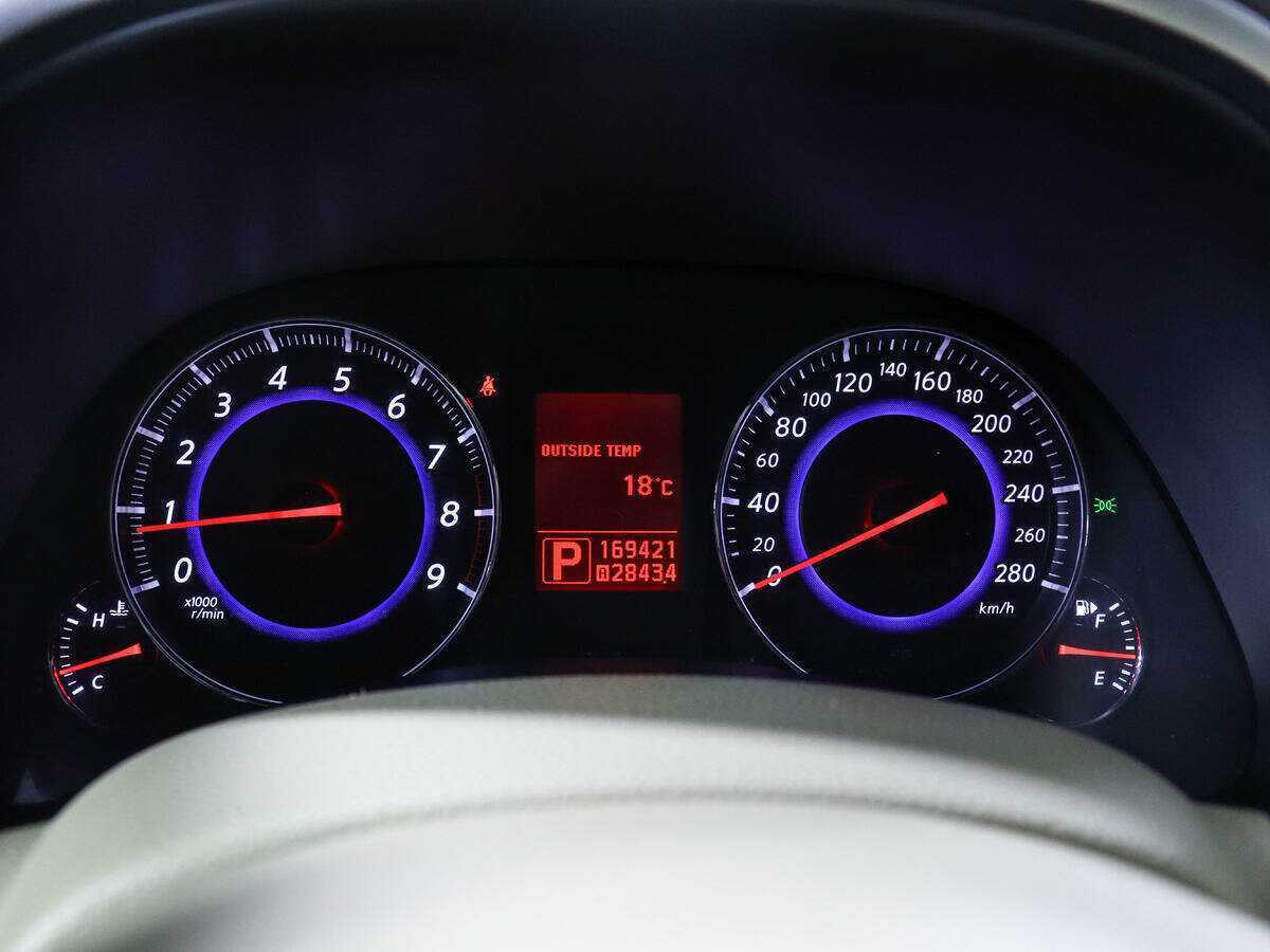 Infiniti FX35, 2008 Фото №11