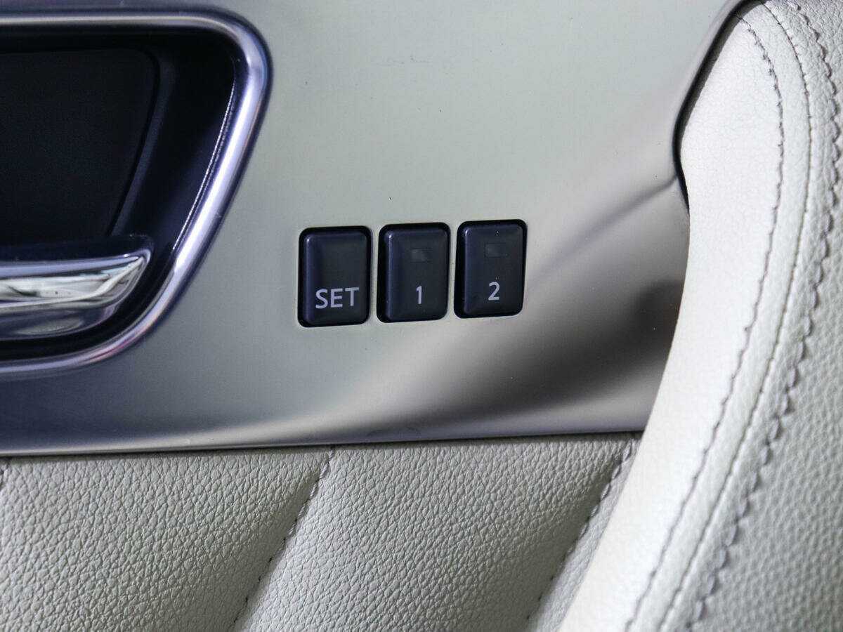 Infiniti FX35, 2008 Фото №15