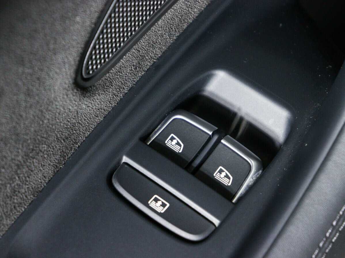 Audi A8 Long, 2015 Фото №17