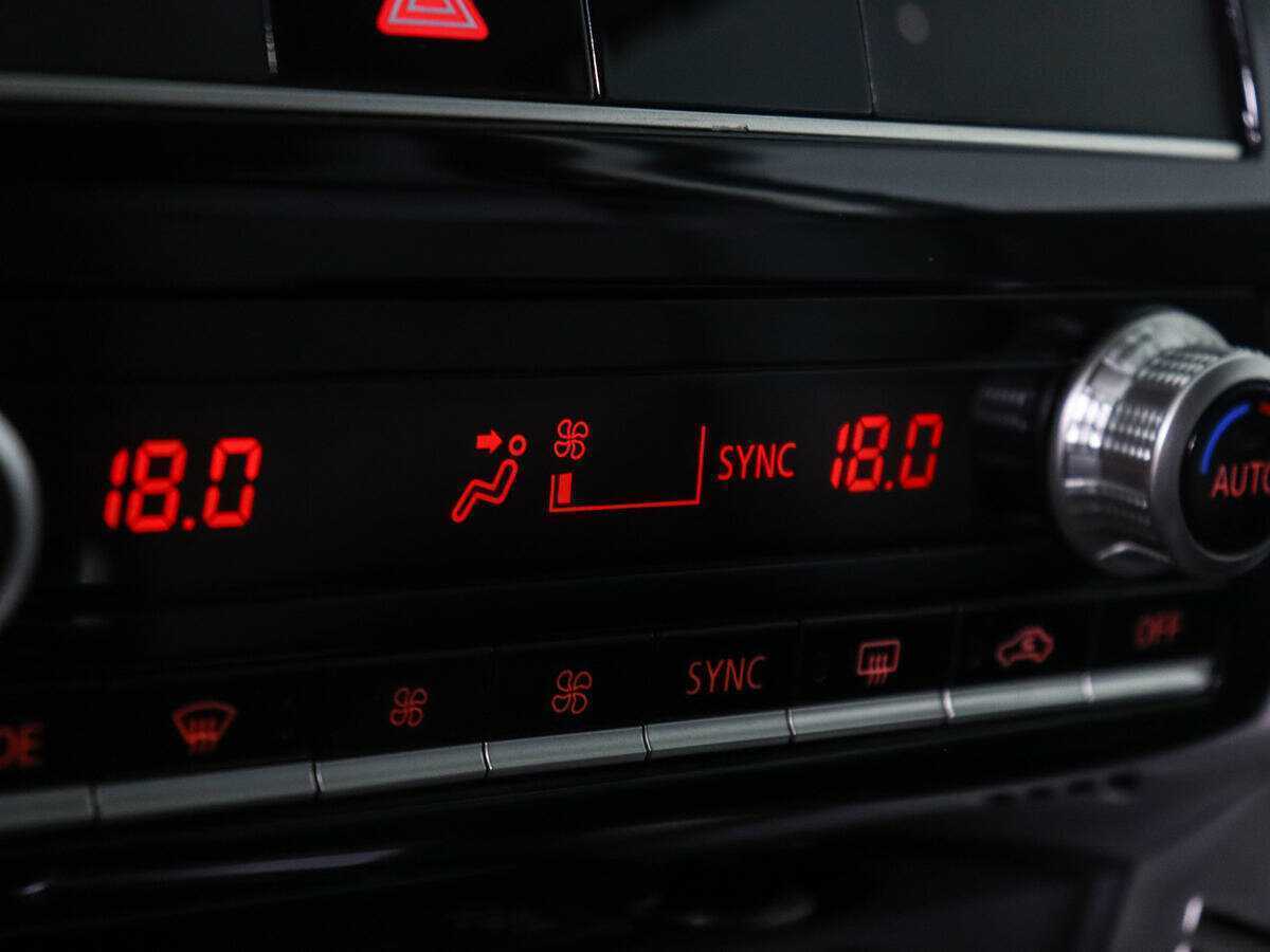 Mitsubishi Pajero Sport, 2020 Фото №14