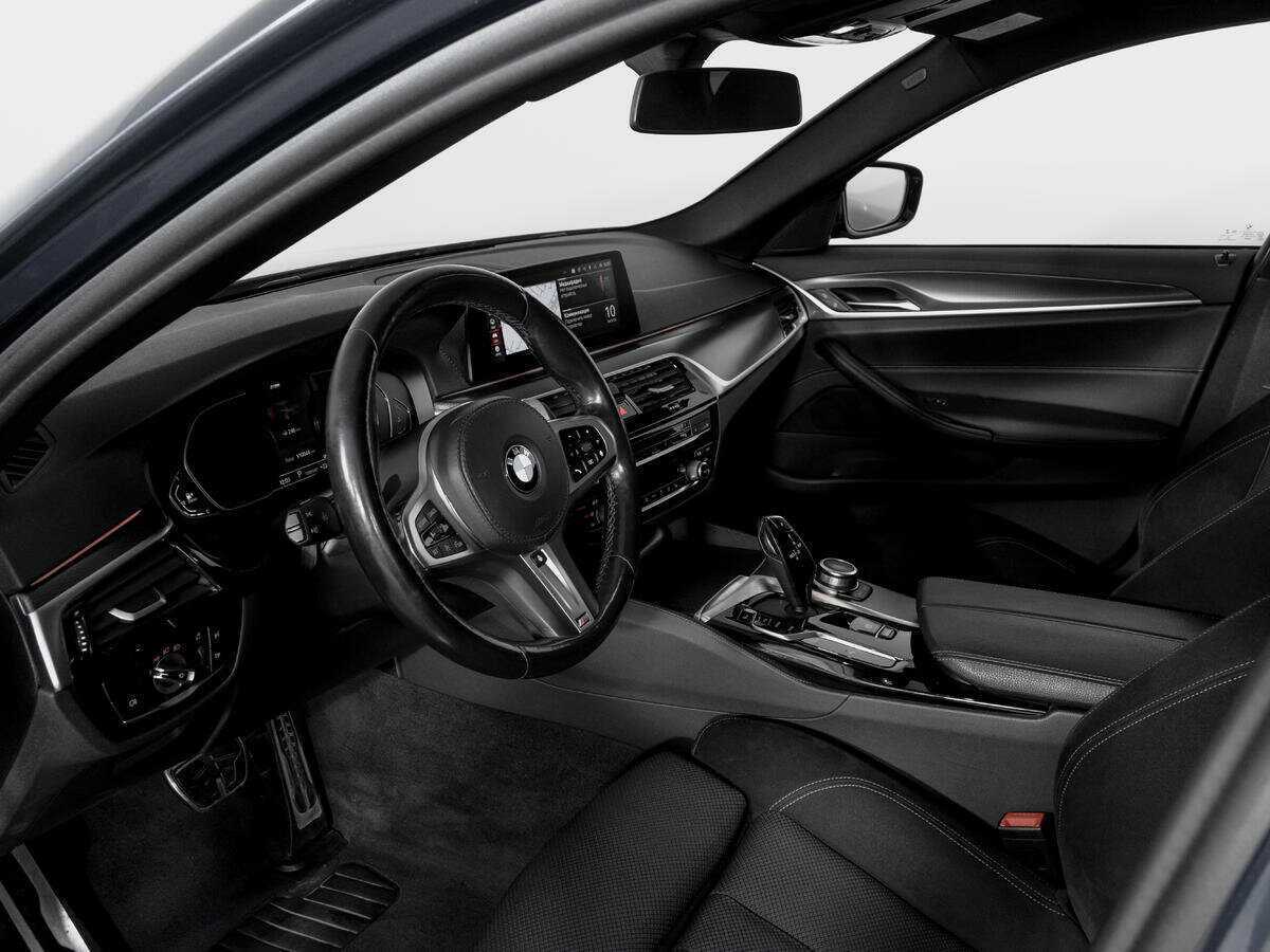 BMW 5 серии 520d xDrive, 2020 Фото №16
