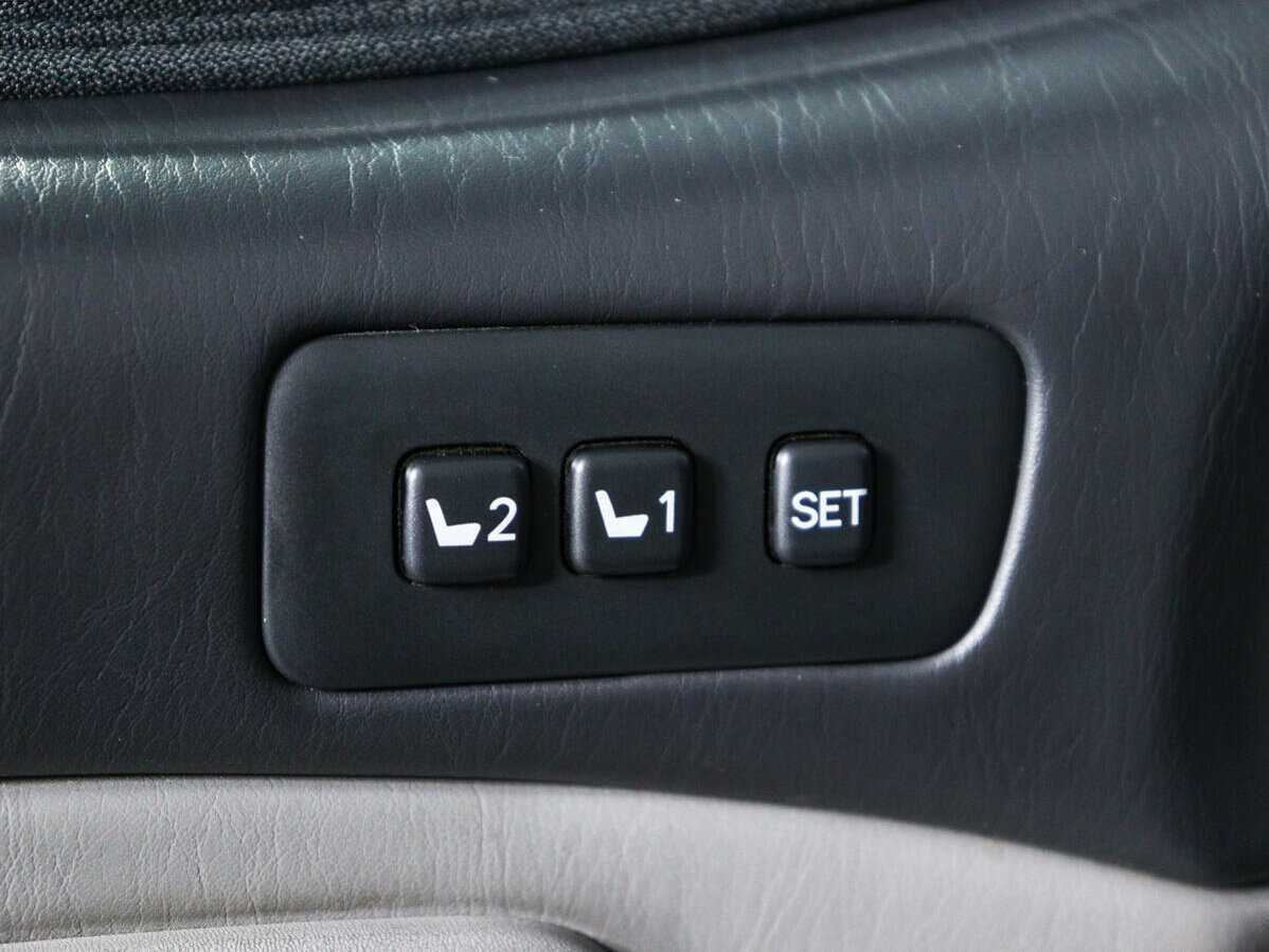 Lexus LX 470, 2005 Фото №16