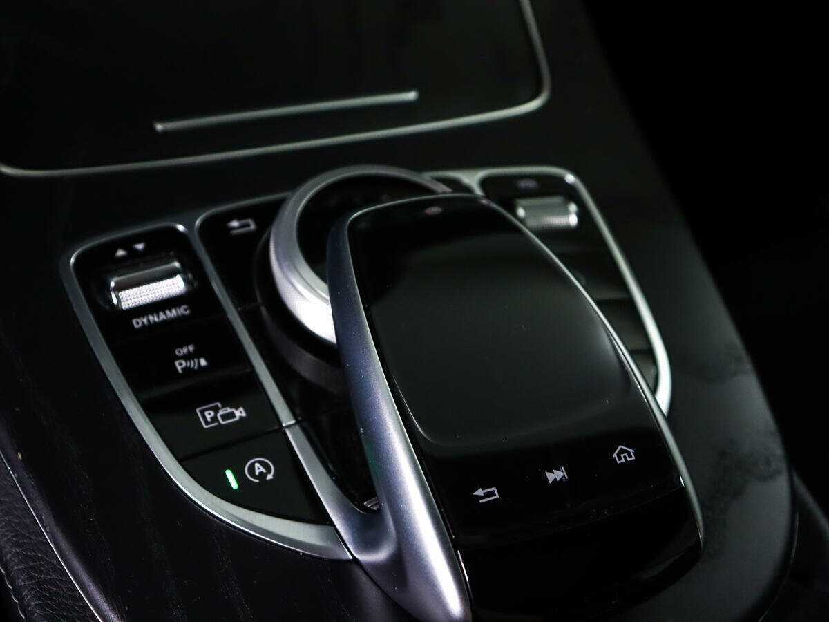 Mercedes-Benz E-Класс 200, 2018 Фото №17