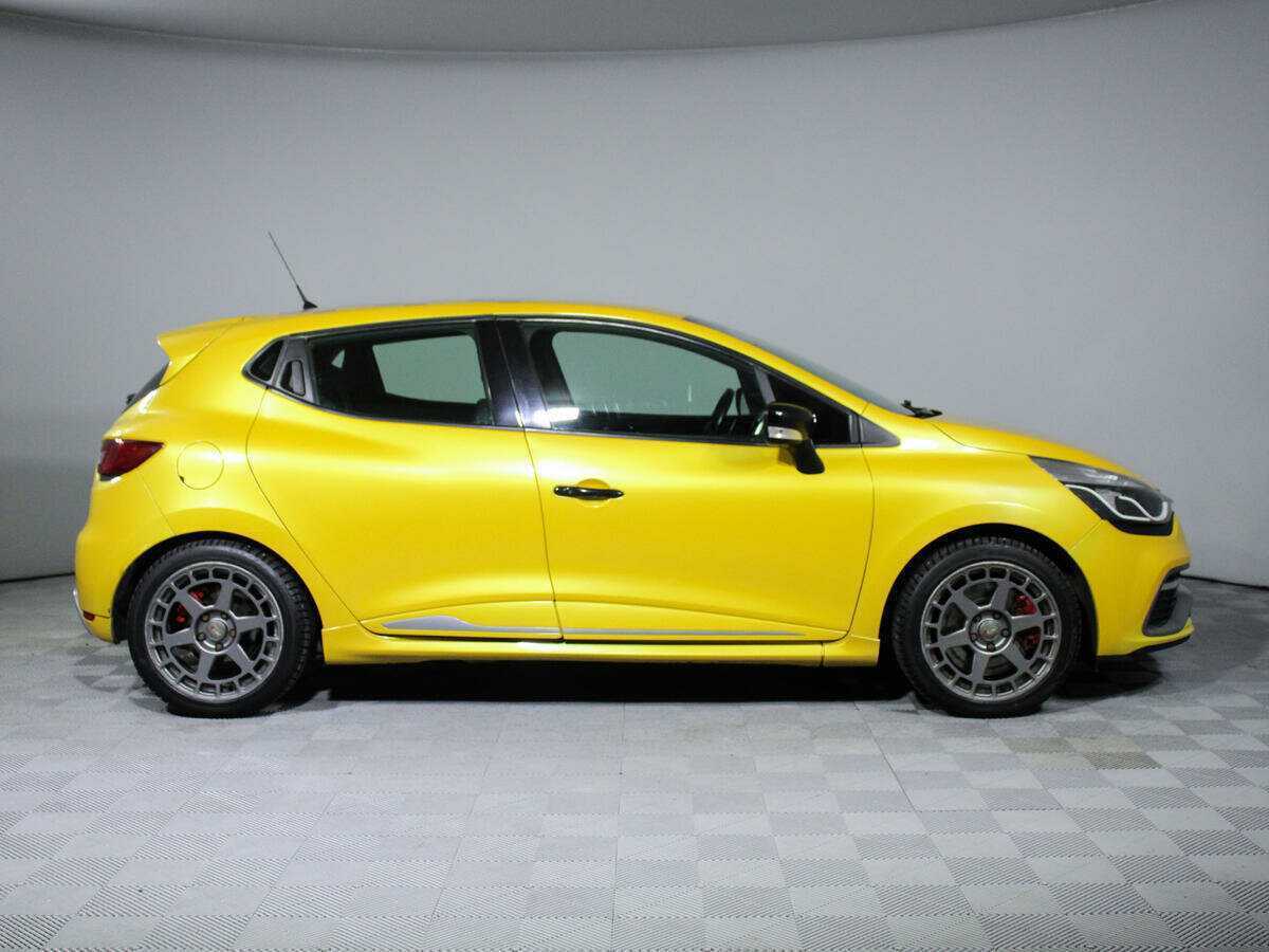 Renault Clio RS, 2015 - 106 228 км. | Фото №4