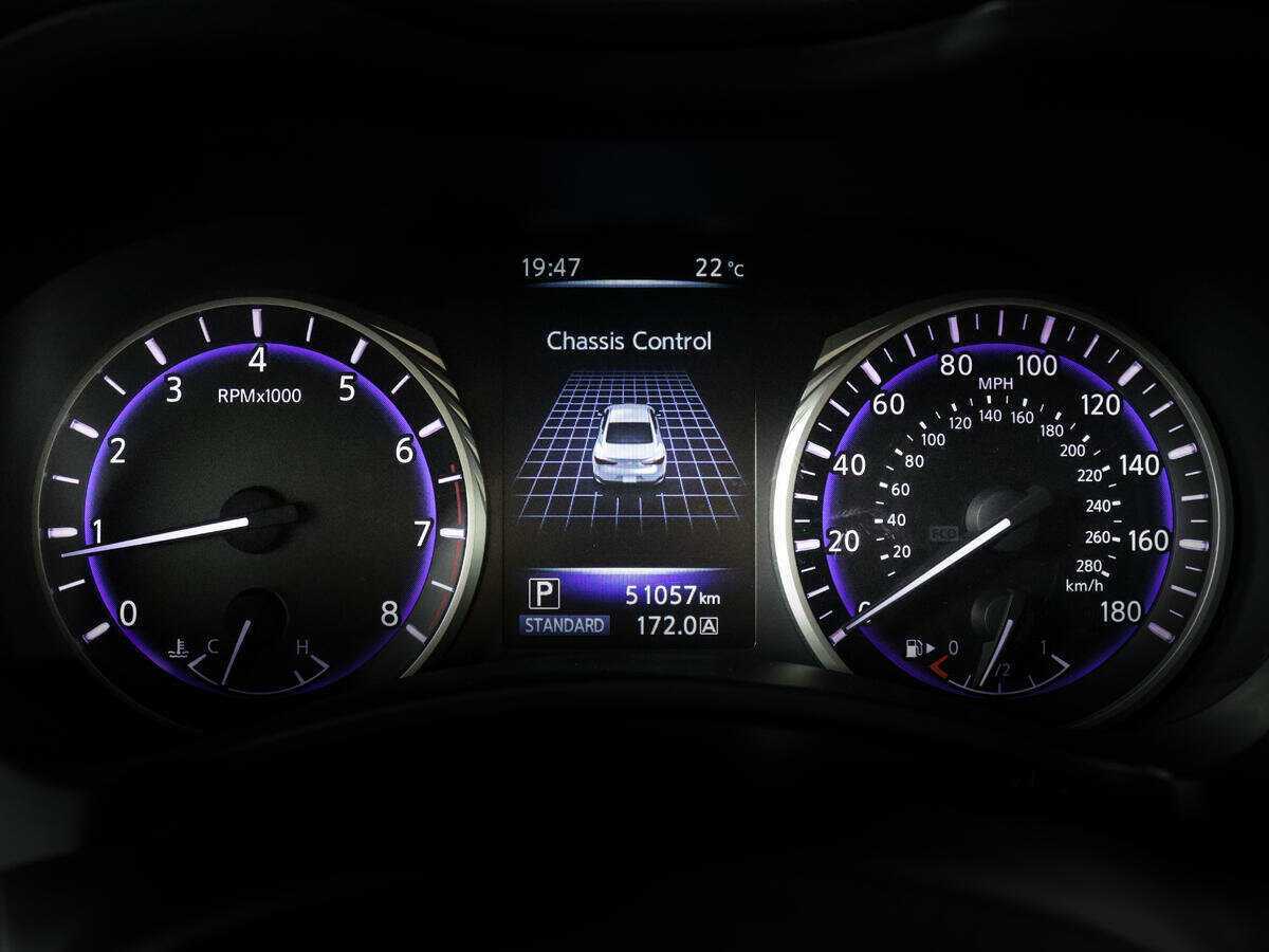 Infiniti Q60, 2016 Фото №10