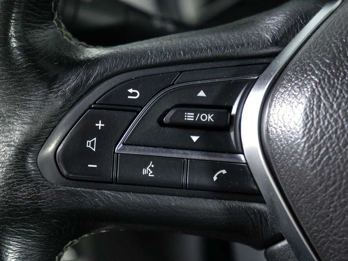 Infiniti Q60, 2016 Фото №20