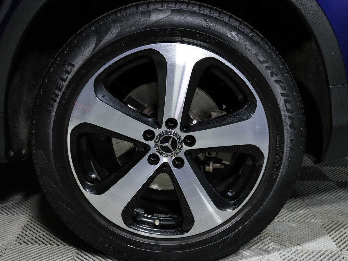 Mercedes-Benz GLC Coupe 250, 2018 Фото №14