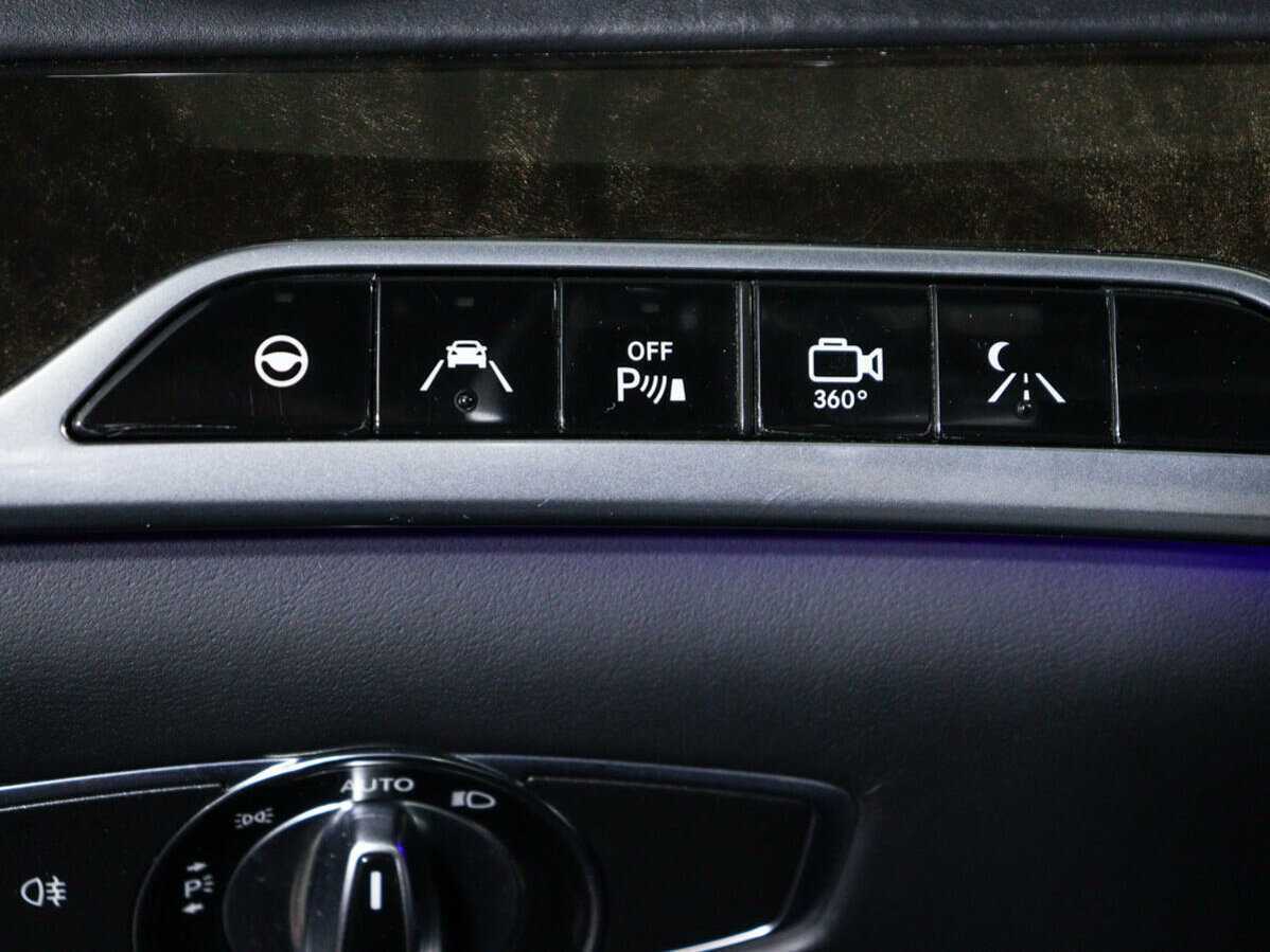 Mercedes-Benz S-Класс AMG 63 AMG Long, 2014 Фото №25