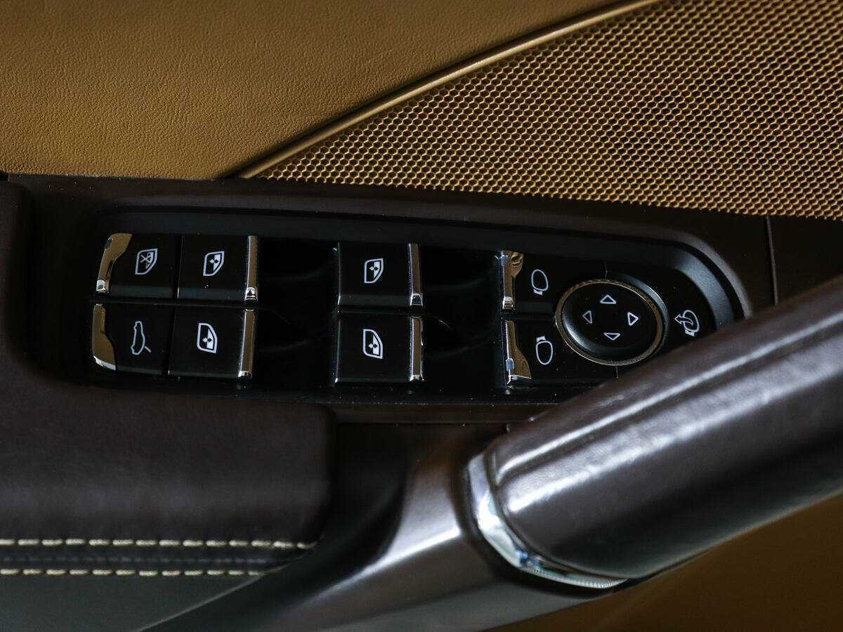 Porsche Cayenne Diesel, 2015 Фото №15