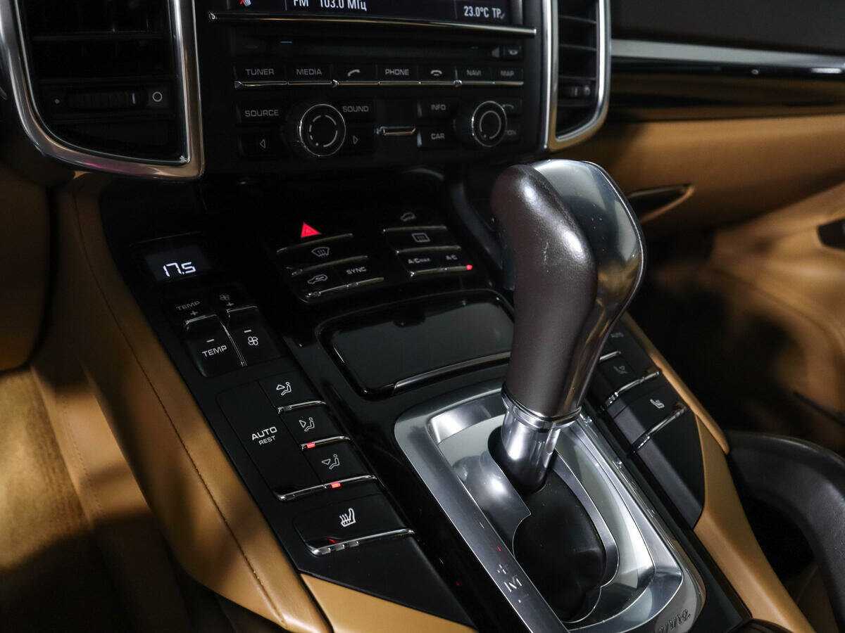 Porsche Cayenne Diesel, 2015 Фото №20