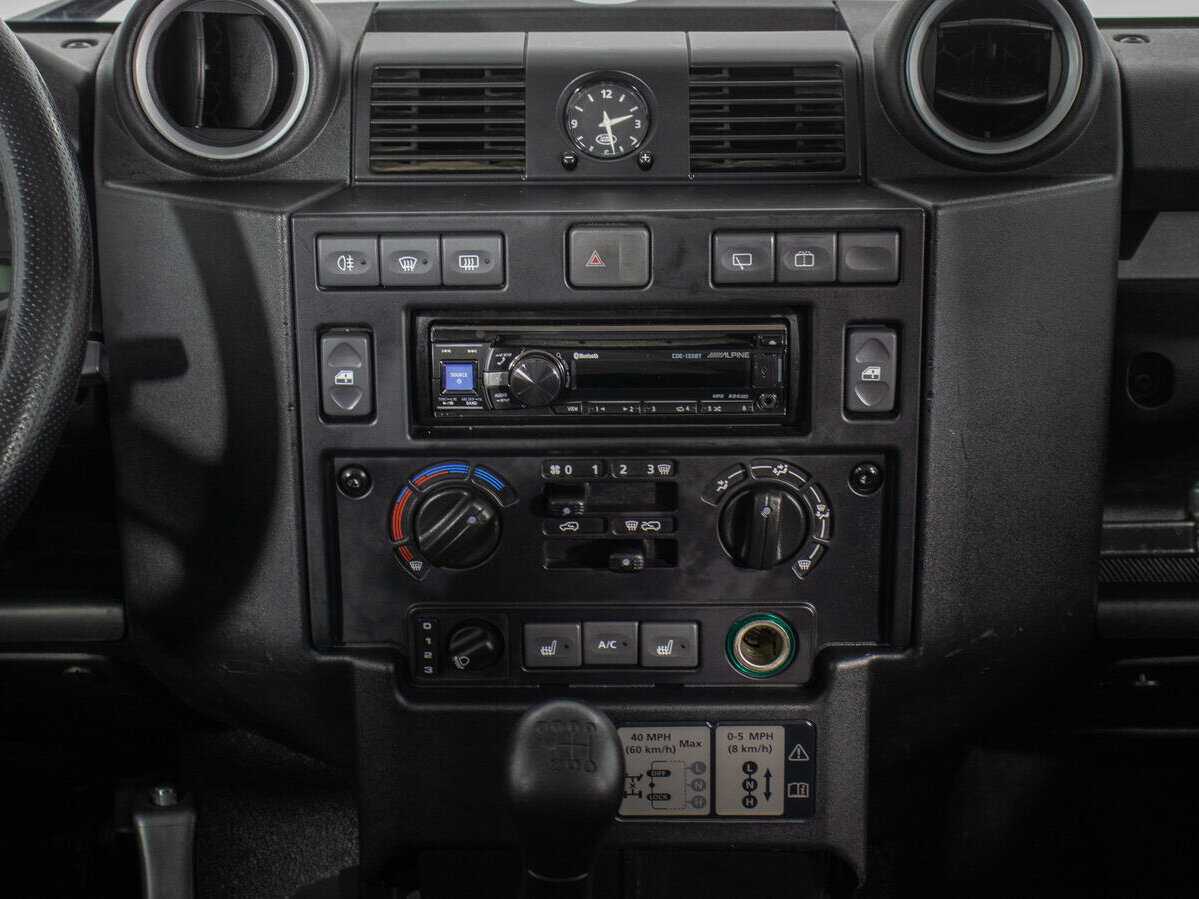 Land Rover Defender 110, 2013 Фото №17