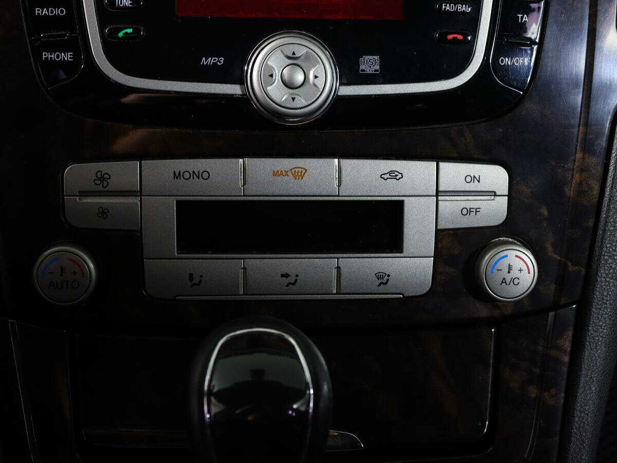 Ford Mondeo, 2010 Фото №20