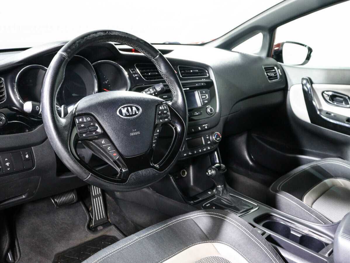 Kia Ceed, 2013 Фото №12