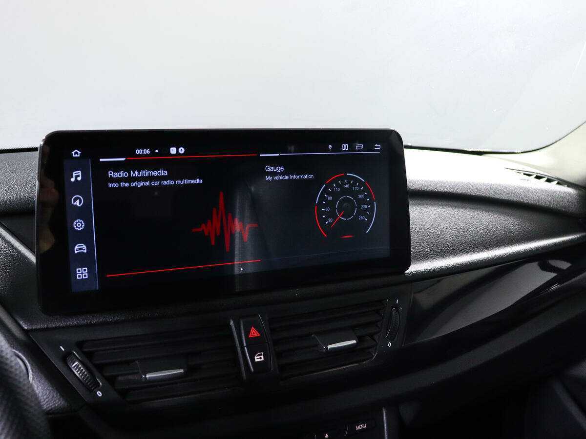 BMW X1 18i, 2010 Фото №14