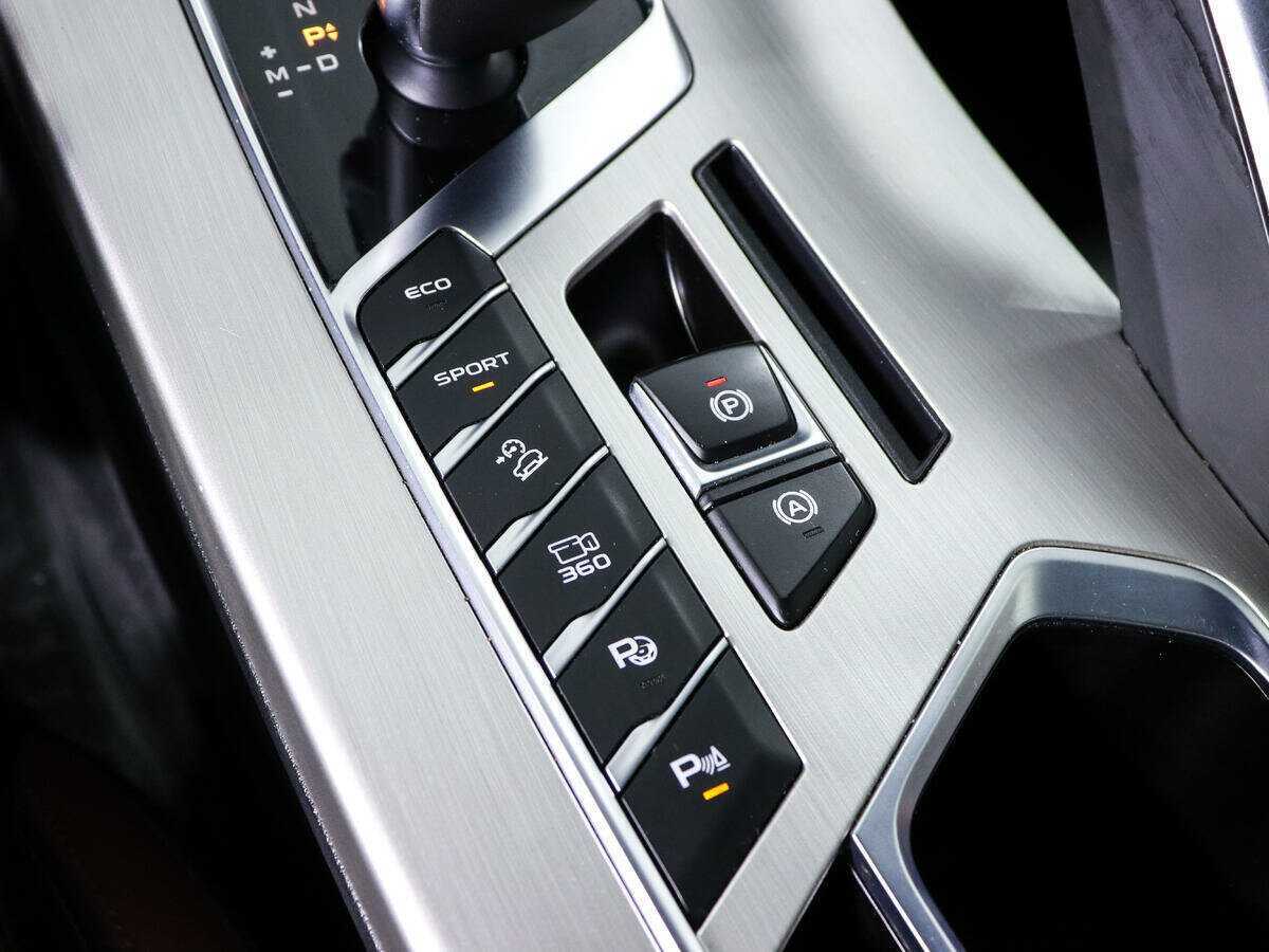 Geely Coolray, 2021 Фото №15