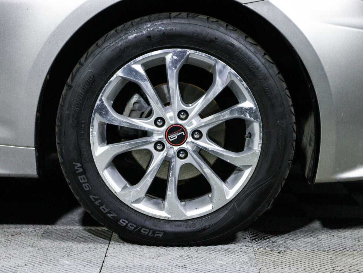 Kia K5, 2011 Фото №13