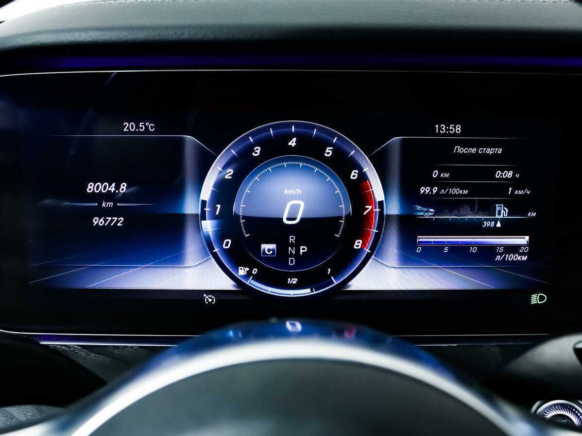 Mercedes-Benz E-Класс 200, 2020 Фото №8