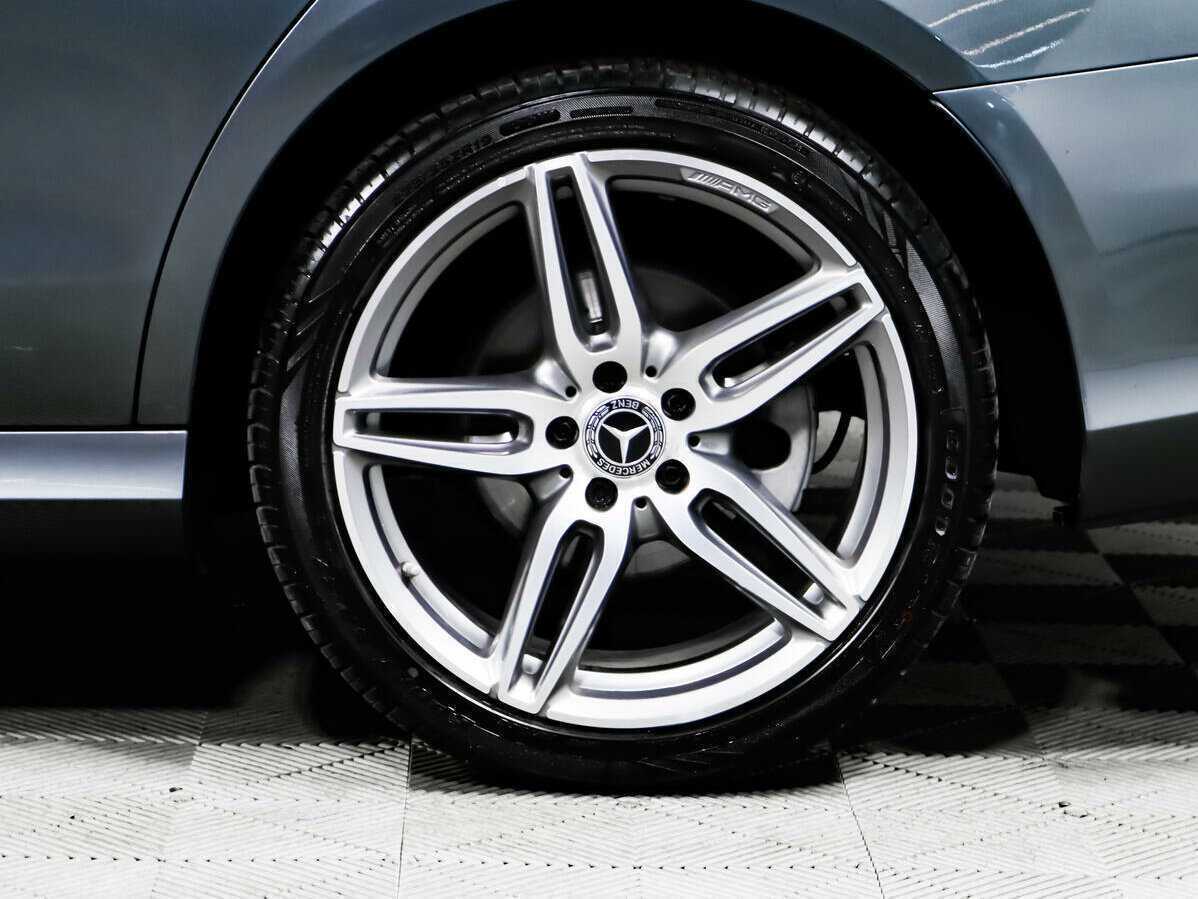 Mercedes-Benz E-Класс 200, 2020 Фото №13