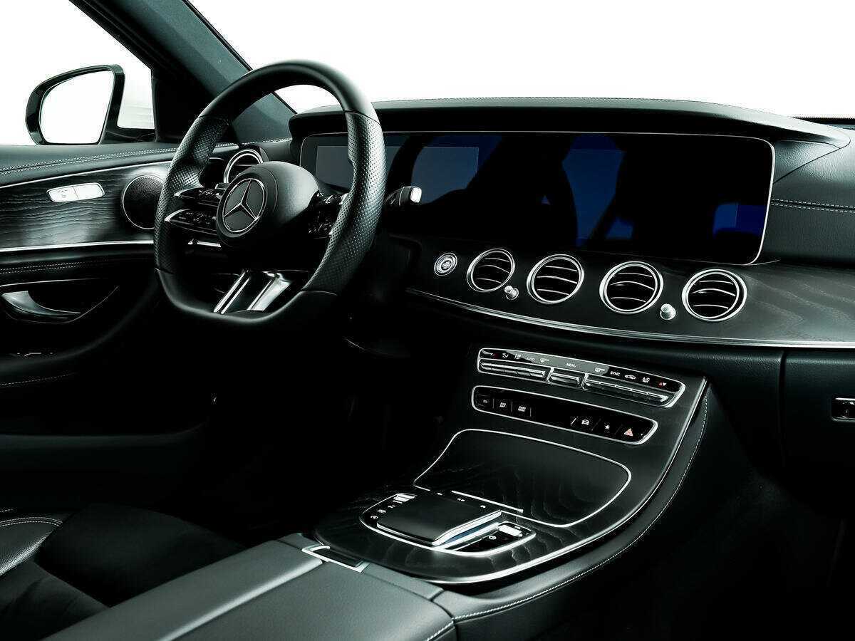 Mercedes-Benz E-Класс 200, 2022 Фото №9
