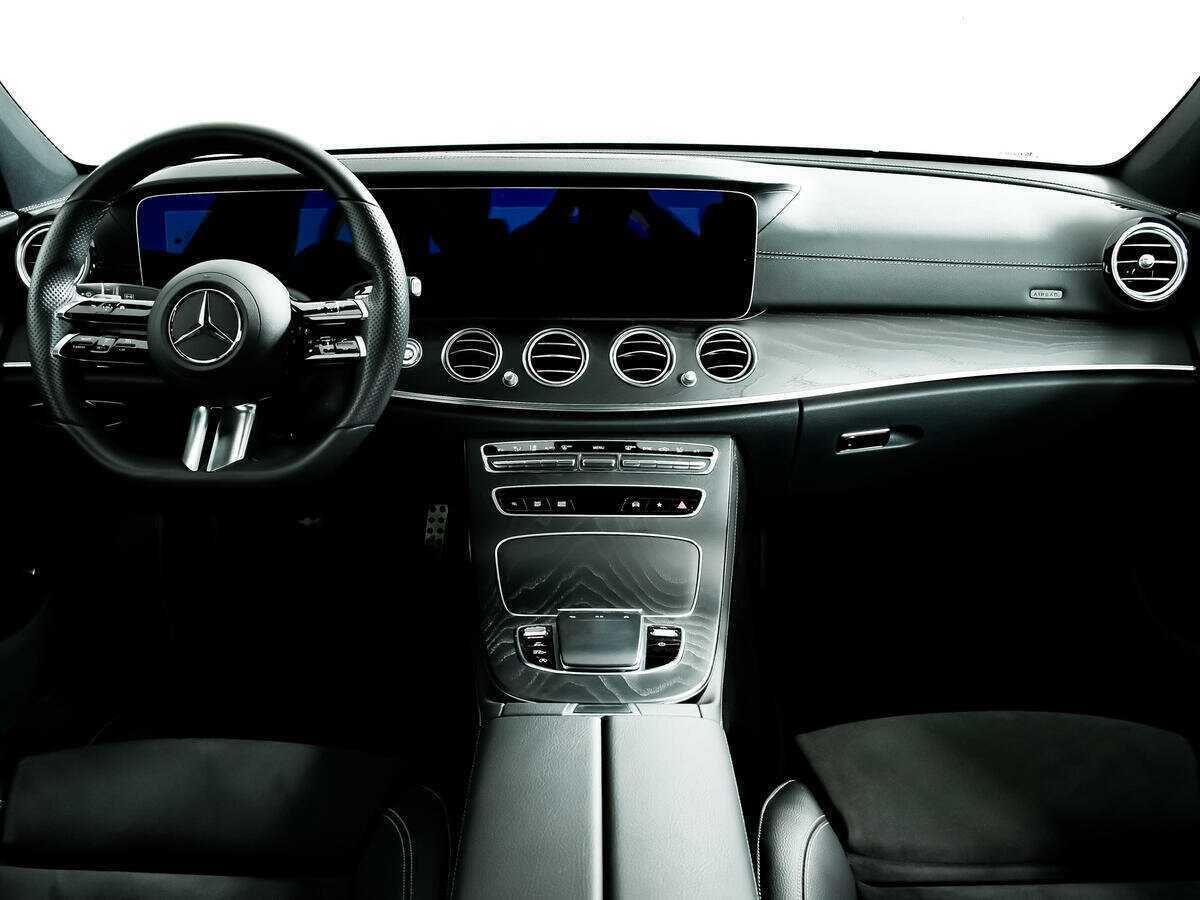 Mercedes-Benz E-Класс 200, 2022 Фото №11