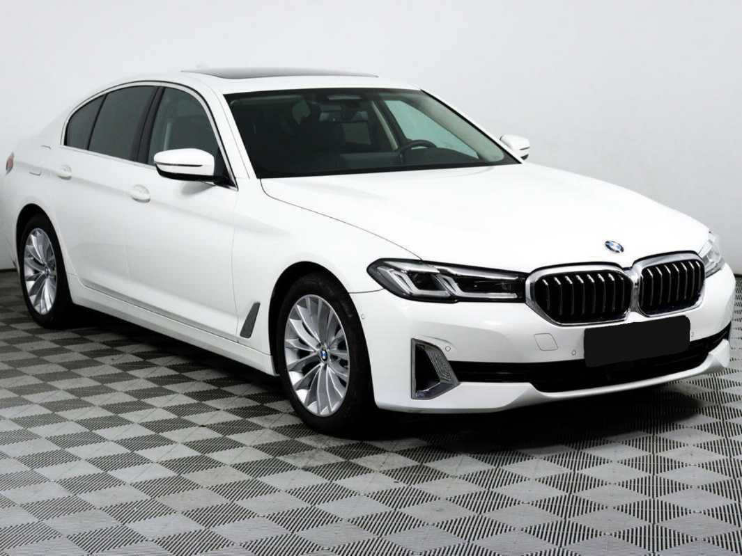 BMW 5 серии 520i, 2022 - 17 000 км. | Фото №3