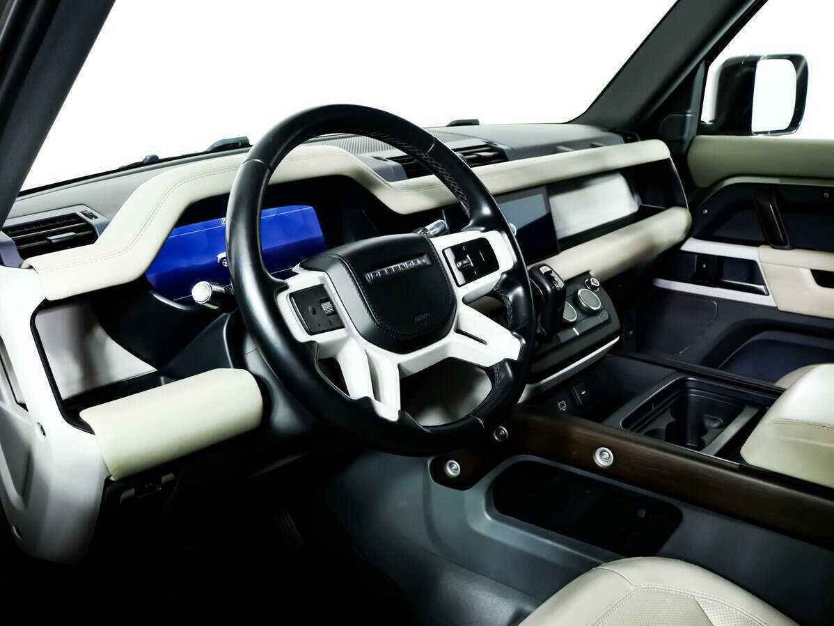 Land Rover Defender 110, 2021 Фото №13